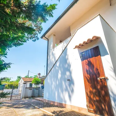 Nyaraló Pino 5 By Interhome *