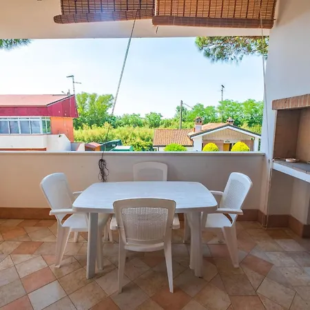 Nyaraló Pino 5 By Interhome Lido di Volano