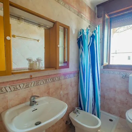 Casa vacanze Pino 5 By Interhome