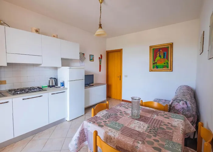 Pino 5 By Interhome Nyaraló *