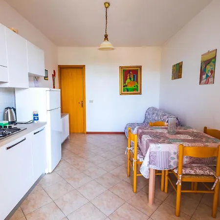 Pino 5 By Interhome Lido di Volano
