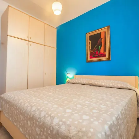 Pino 5 By Interhome * Lido di Volano